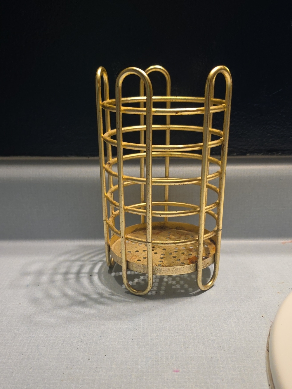 Gold Metal Wire Bathroom Organizer Holder